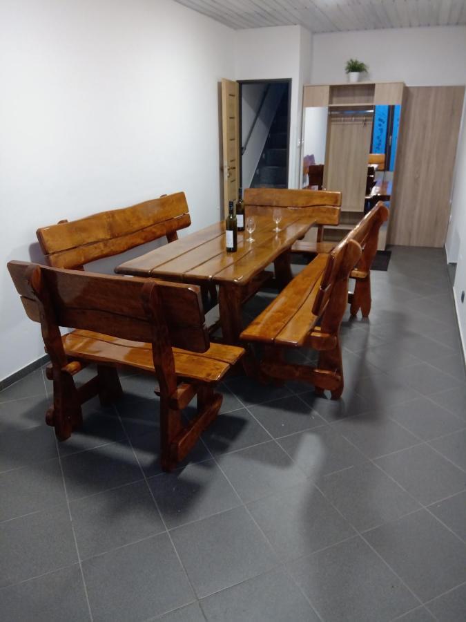 U Hradeb Apartman Mikulov Kültér fotó